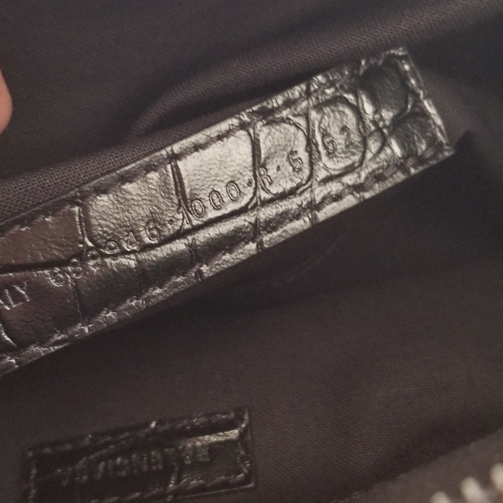 Balenciaga XS Neo Classic Croc-Embossed Leather Hobo Bag Black - Picture 7 of 10